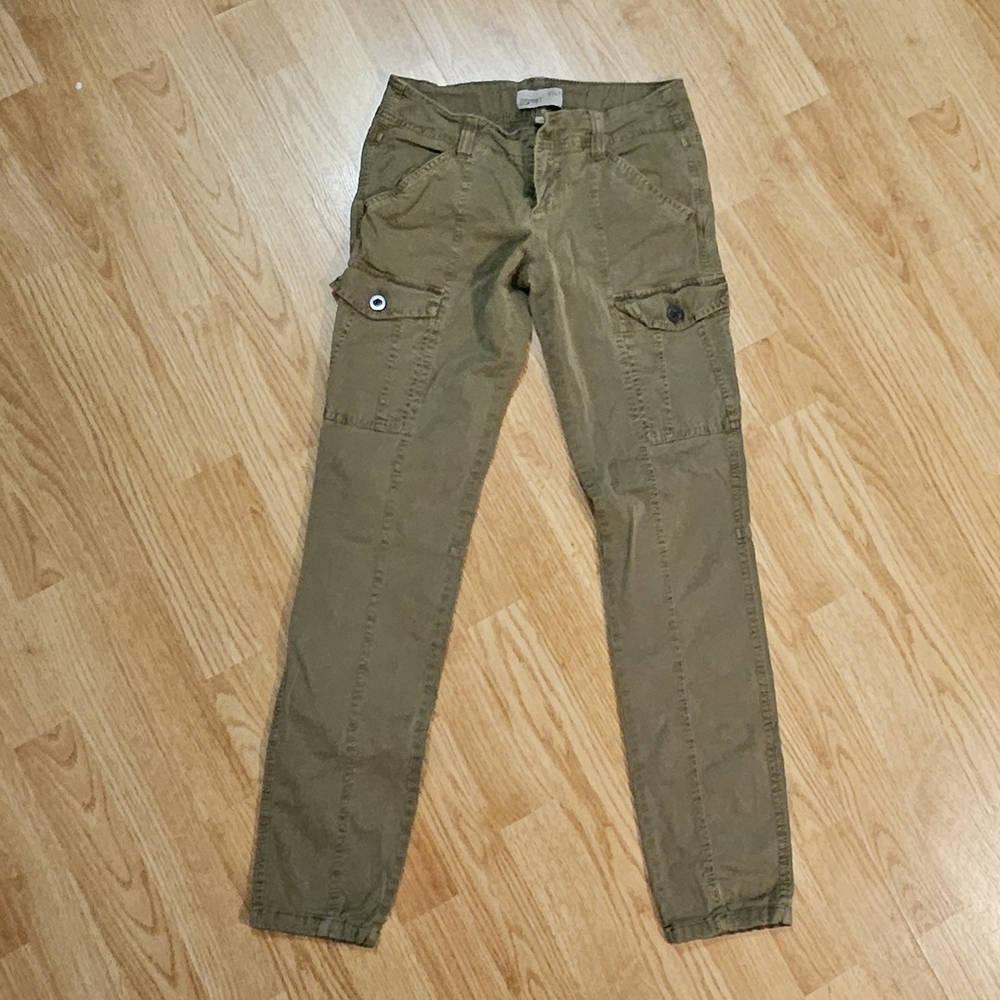 Low-rise Army Green Pants
